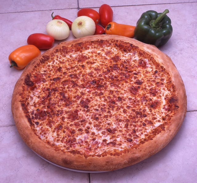 12" Medium Build Your Own Pizza.