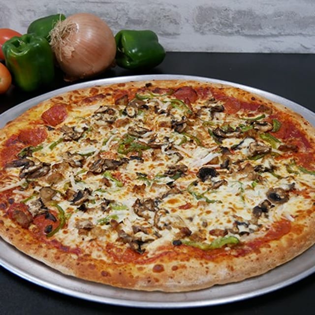 8" Deluxe Pizza.
